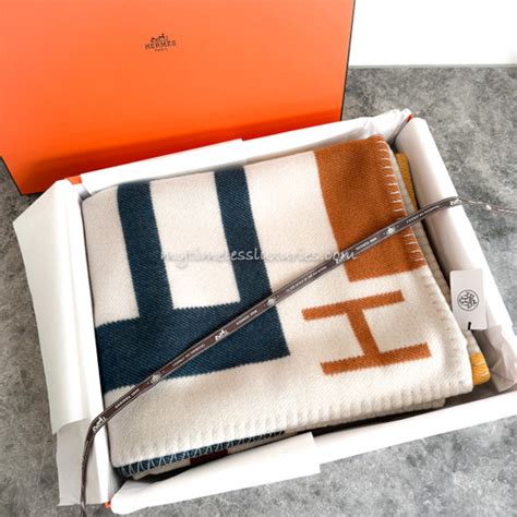 HERMES Avalon Piano Blanket Casaque *New .